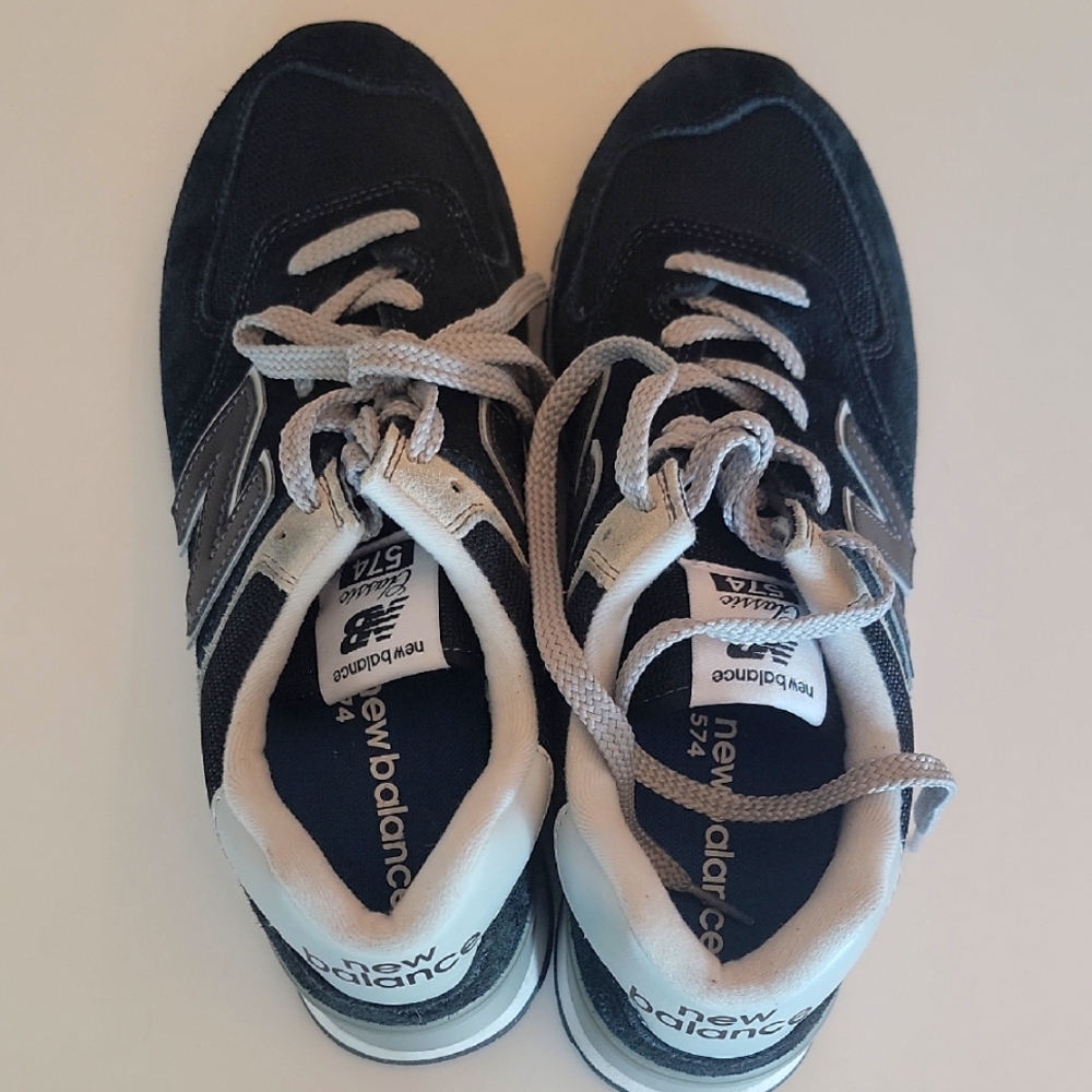 New Balance Black and White Athletic Shoes
